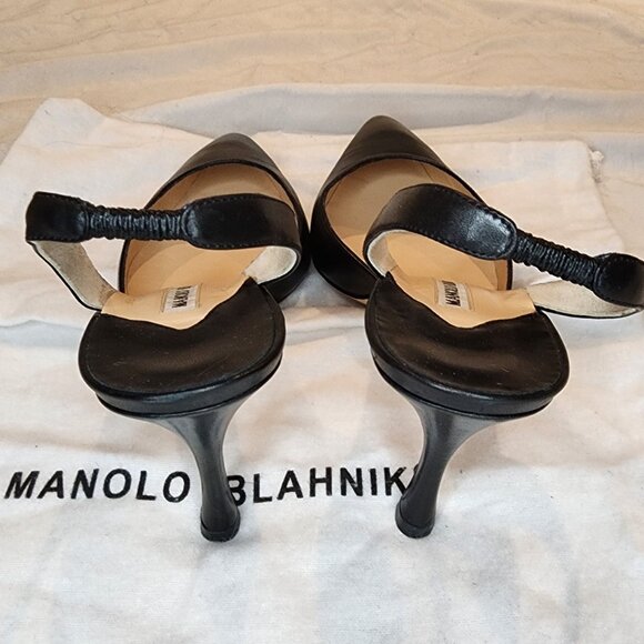 Manolo Blahnik | Carolyne Mid-Heel Slingback Pump - Picture 5 of 10